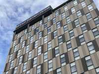 キャナルシティ博多が目の前『三井ガーデンホテル福岡祇園』(フロント)
