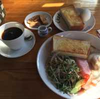 ☕️ 適合在悠閒的早上來吃早餐的咖啡店 — Kirin Cafe(樹林)