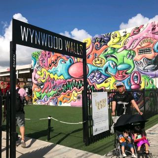 #해외여행 #마이애미여행 #wynwood #윈우드 #리틀아바나 

마이애미는 비치가 유명하지만
윈우드와 리틀아바나도 꼭 들러봐야 할 곳이다.
윈우드는 전세계 예술가들이 참여해 만든 벽화거리
벽화, 그래비티를 보고있노라면 영감이 샘솟는 듯 하다☺️
리틀아바나는 쿠바 아바나의 분위기를 느낄 수 있는 곳으로
쿠바 음식을 맛볼 수 있는 레스토랑이 많다.
모히또가 쿠바 술인만큼 제대로 된 모히또를 마셔볼 수 있다
😚