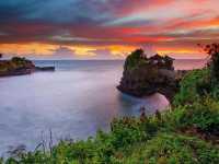 Batu Bolong, Bali