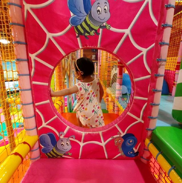 超抵玩室內遊樂場