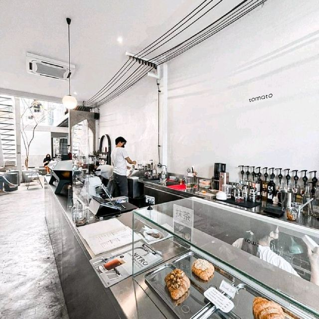 TOMATO Cafe