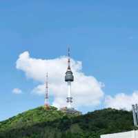 [서울/용산] 남산타워 view✨️ : 해방촌 눕카페