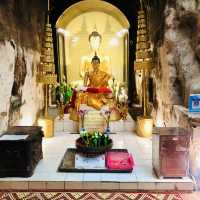 วัดอุโมงค์ สวยพุทธธรรม วัดเก่าแก่ของเชียงใหม่ 