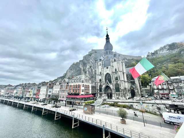 Dinant เบลเยี่ยม #ร่างกายต้องการธรรมชาติ