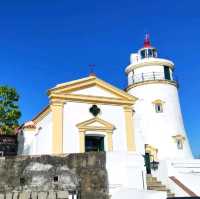 GUIA LIGHT HOUSE