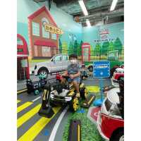 kidskidscar  室內遊玩好地方