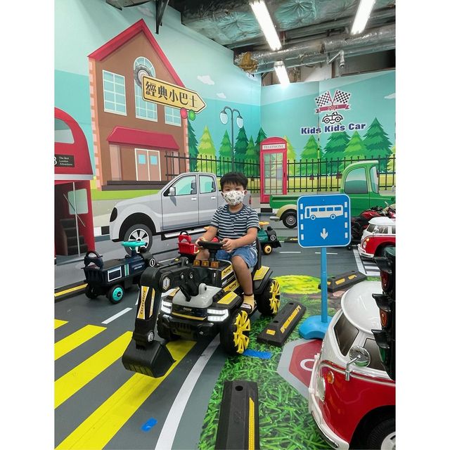kidskidscar  室內遊玩好地方