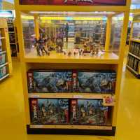 The LEGOLAND BIG Toyshop(Photo Ed)