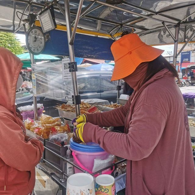 ตำนานลูกชิ้นป้าอ้อ​กระสัง