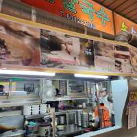 韓国//ソウル 望遠市場内 手打ちカルククスの美味しいお店 