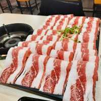【新北】火鍋推薦|痛風海鮮大餐|豐富肉品、湯頭|莊涮鍋物料理