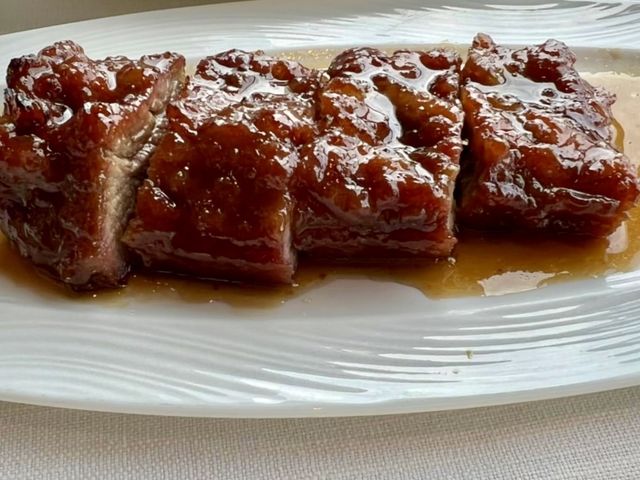居高臨下食點心🥟