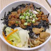 觀塘人氣台灣滷肉飯蛋餅小店