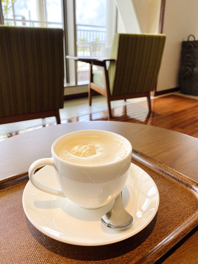 沖縄🌴海が一望できる。開放的オーシャンビューカフェ☕️上島珈琲店