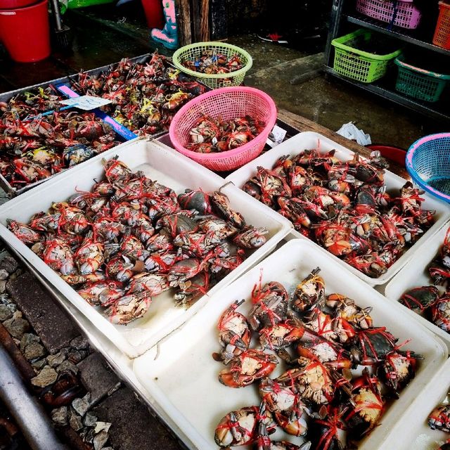 Famous Maeklong Railway Market