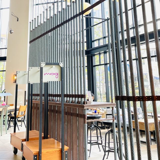 【大阪】遊び心溢れるMarriottホテル、モクシー大阪！