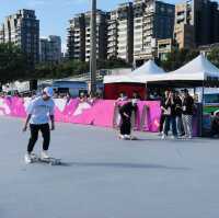 滑板遊戲好地方🛹 Meiti Hockey Rink 美堤極限公園