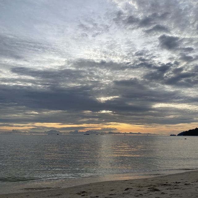 Teluk Batik Beach, Teluk Batik