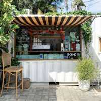 Flash cup คาเฟ่ มินิมอล น้อยแต่มาก 