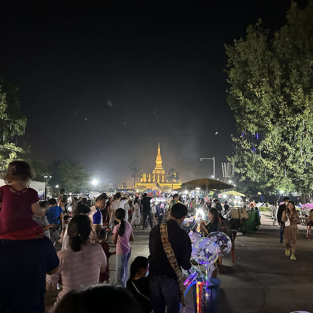 พระธาตุหลวงเวียงจันทน์