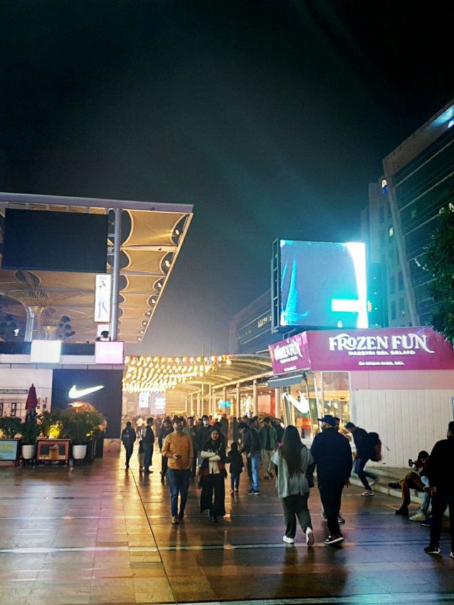 Cyber Hub 여기도 인도! 🇮🇳