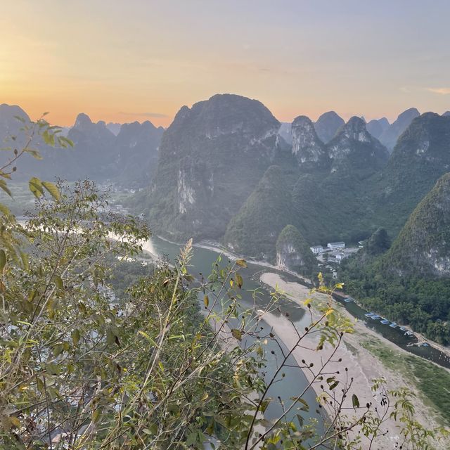 Sunset views on Lao Zhai Mountain | Xinping