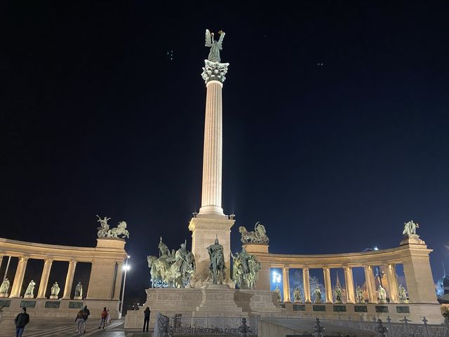 匈牙利🇭🇺布達佩斯英雄廣場 必到之地