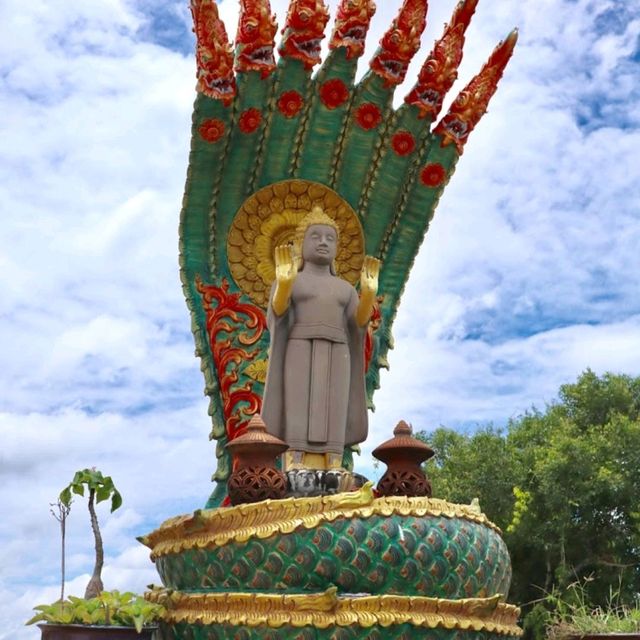 วัดพระธาตุภูเขาเงิน จ.อุบลราชธานี