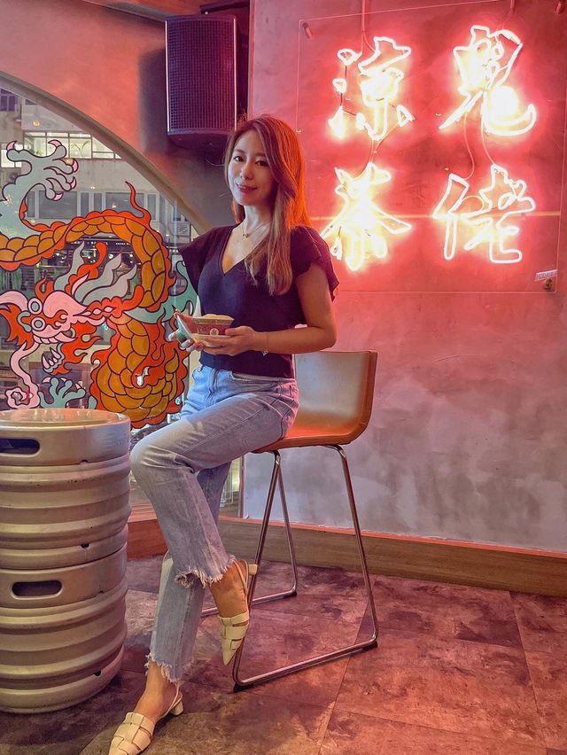 蘭桂芳超正樓上酒吧