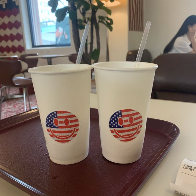 수원 핫플🔥 인계동 카페 "홍라드"☕️