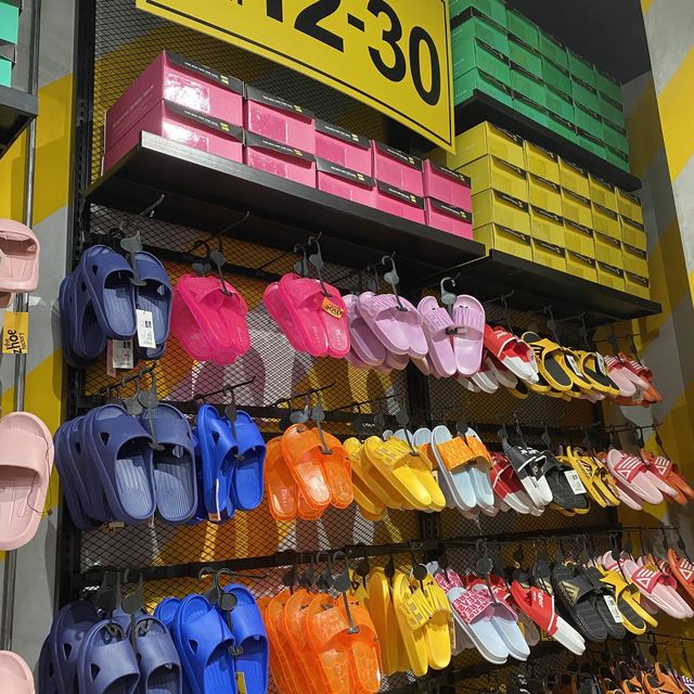The Zhoe Factory