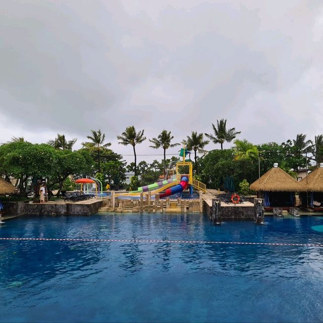 Hard Rock Hotel Bali
Rockin' New year 
