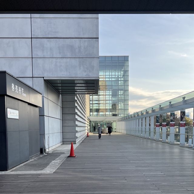 【東京】都会の中に現れる自然と美しい建築