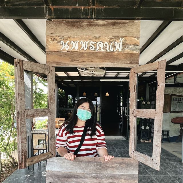 คาเฟ่สวย นพพร คาเฟ่