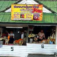 สักการะอนุสาวรียครูบาศรีวิชัย นักบุญแห่งล้านนาไทย