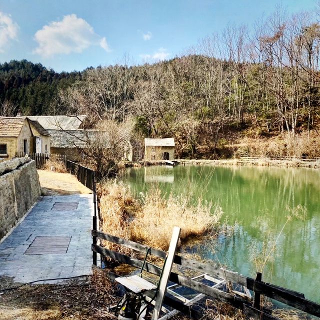 【京都府】亀岡の山奥に佇む英国村を散策！