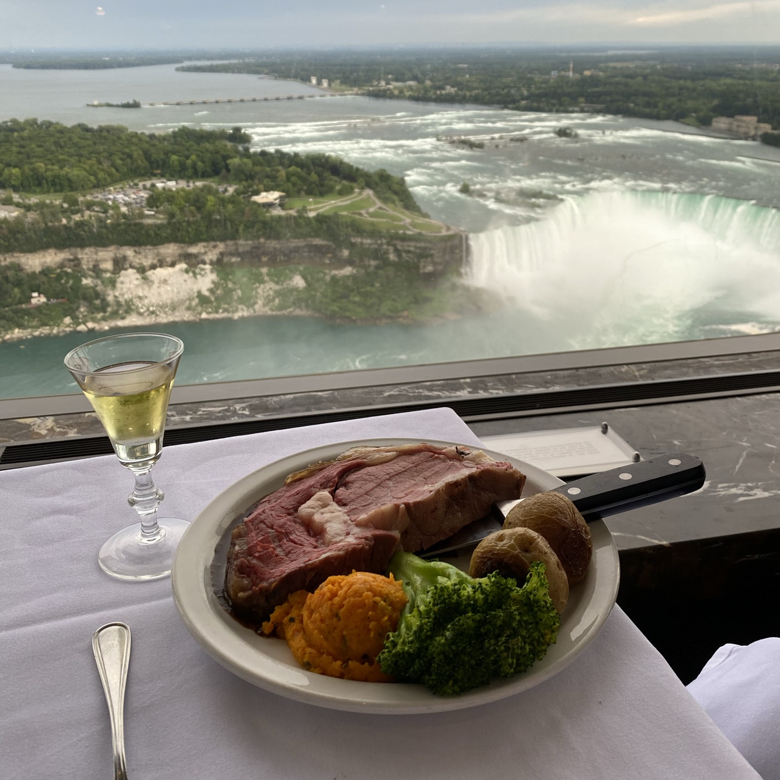 Revolving dinner at Skylon Tower | Trip.com Niagara Falls