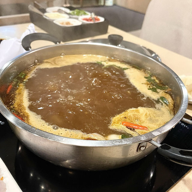《火鍋老店 . 三秒腐皮你要食》🤩