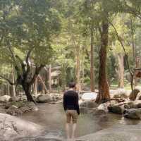 น้ำตกทรายขาว 
