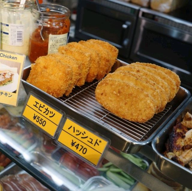 후쿠오카 여행 중 들려보면 좋을 Sandwich Factory OCM