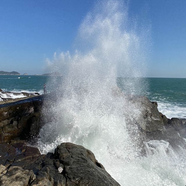 擁有很多自然奇觀之東龍島