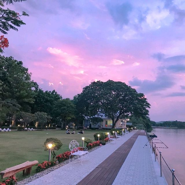Tubtim Siam River Kwai Resort