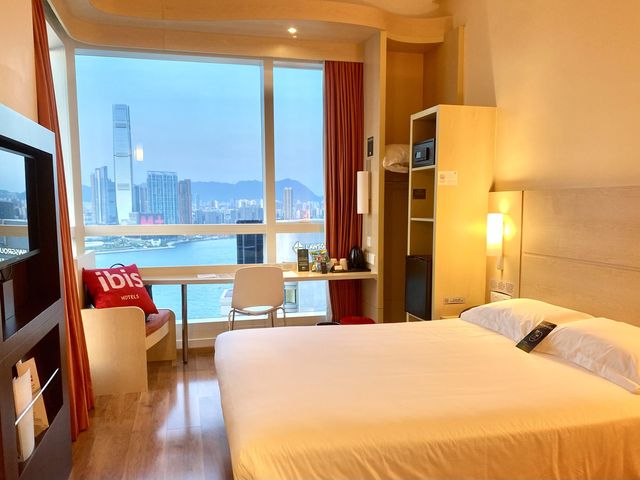 人均350蚊包兩餐 飽覽維港景色 免費升級海景客房