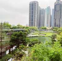 豪宅中的一片綠洲｜秋紅谷景觀生態公園｜悠閒的待上一整個下午