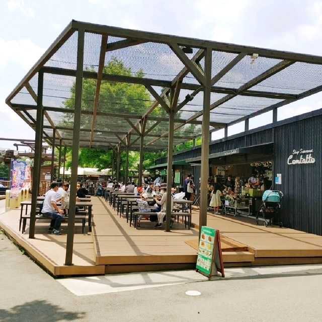 サファリパーク　EAT&Cafe ダニエル