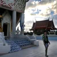 เรือเภตรานิพพานัง อลังการวิหารเรือริมอ่าวไทย