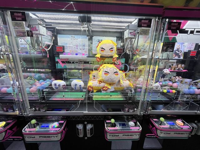 Crane Lab - Claw Machine arcade! 