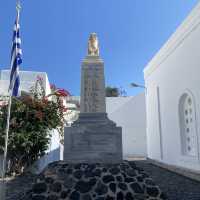 Traditional village in the heart of SANTORINI