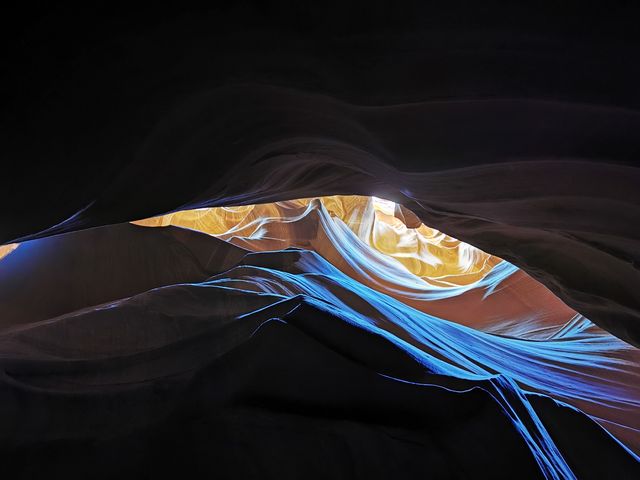 Antelope Canyon (II)